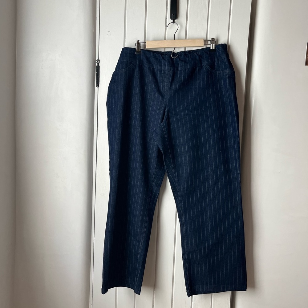 Westbound Woman Navy Pinstripe Trousers Size 18W Short